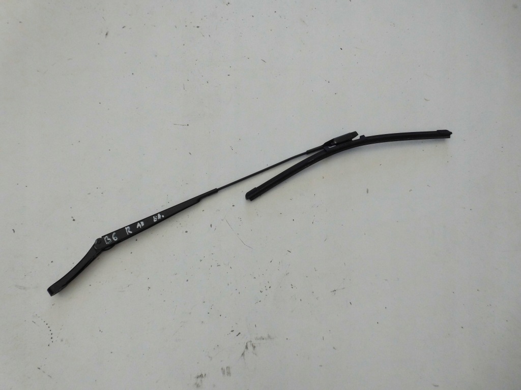 фото №1, Рычаг дворники с щетка vw passat b6 b7 правое