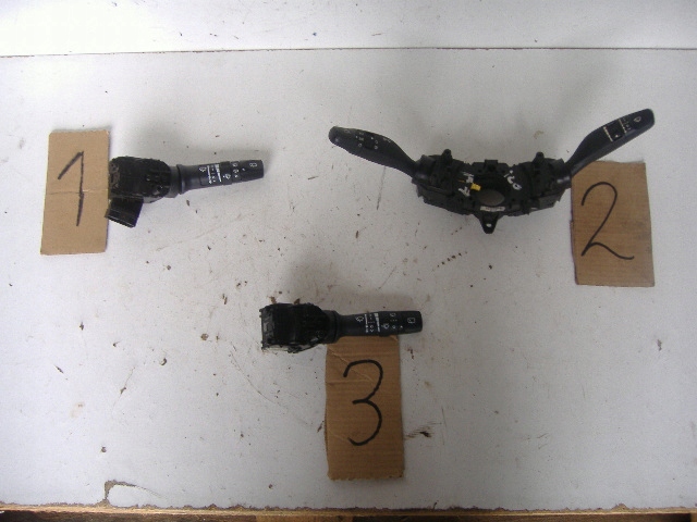 фото №1, Hyundai i20 перемикач світла двірник