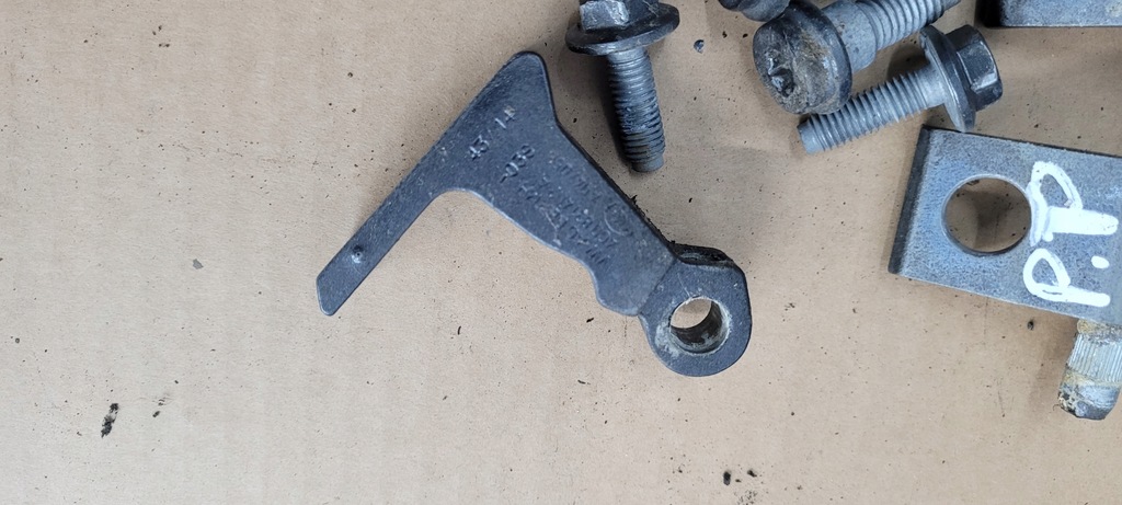 фото №7, A6 c7 4g s6 петля петли дверь правое правый перед передние lz7s