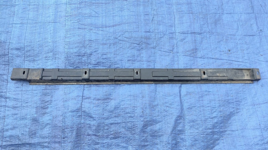 фото №1, Кронштейн накладки порога защита порог левый mercedes ml w164