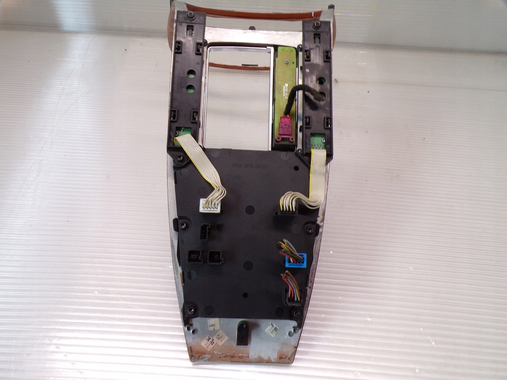 фото №4, Рамка dekor домкрата радио mercedes sl r 230