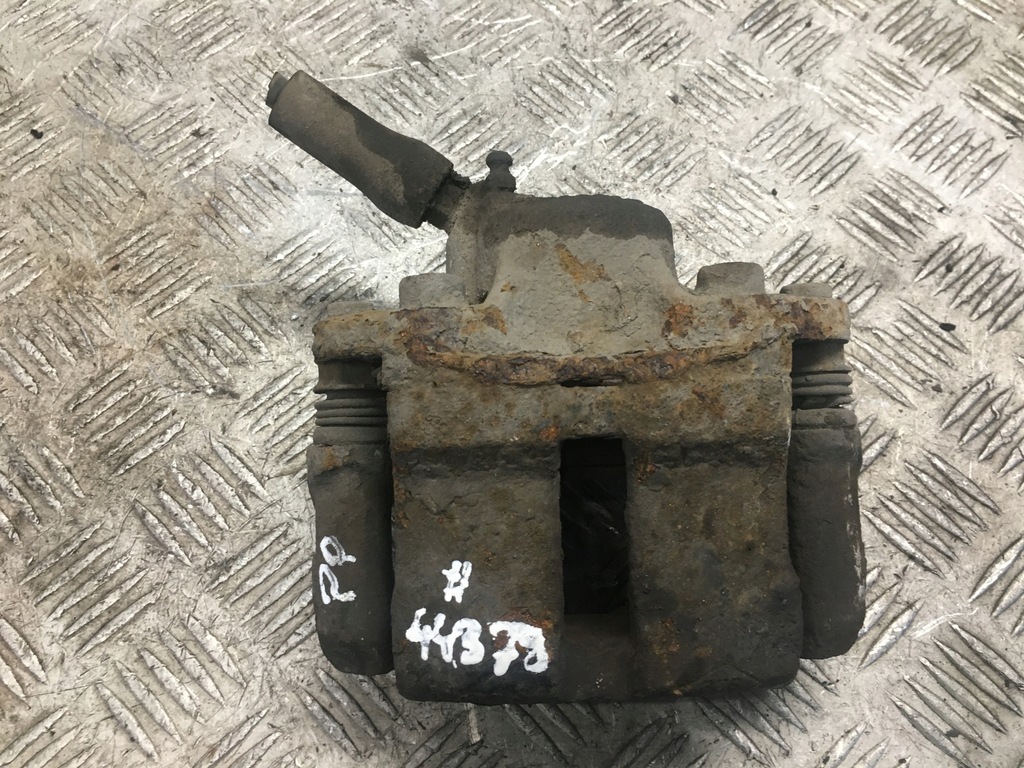 фото №1, Thalia 1.5 dci супорт правий перед