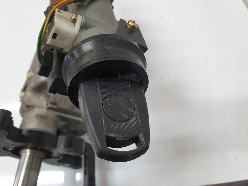 фото №6, Ssangyong rexton 1 i 04- 2,7 xdi колонка кермова замок запалювання ключ