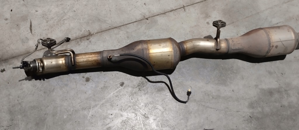 Вихлоп гасник каталізатор dpf mercedes v-klasa w447 2.2 cdi a4474900114 Недорого