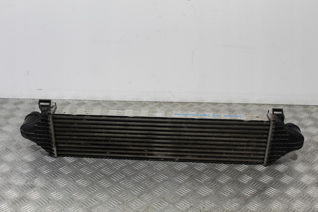 фото №5, Volvo оригінальний номер 31367277 радіатор повітря