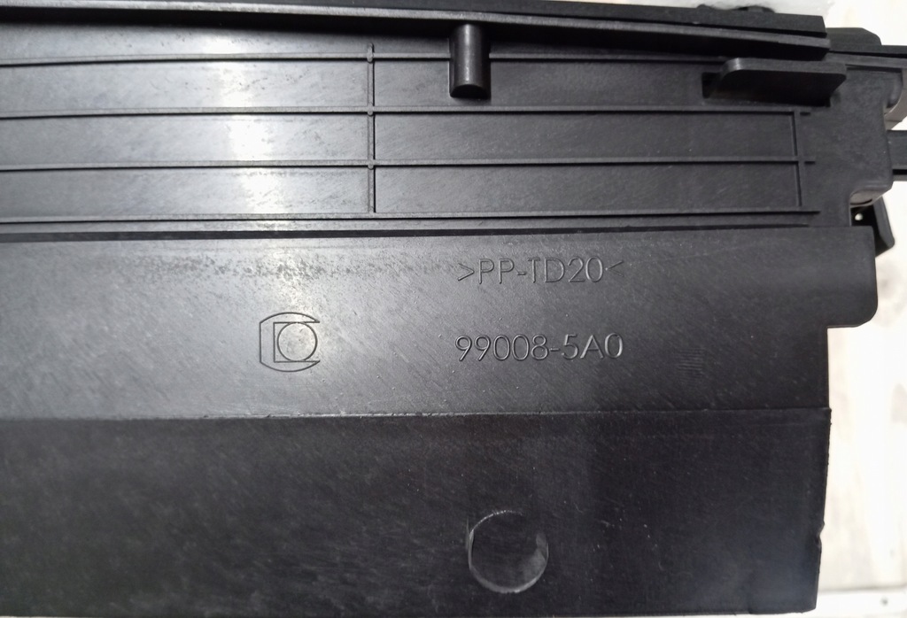 фото №4, Воздуховод воздуха renault clio iv 215592894r nowa оригинал