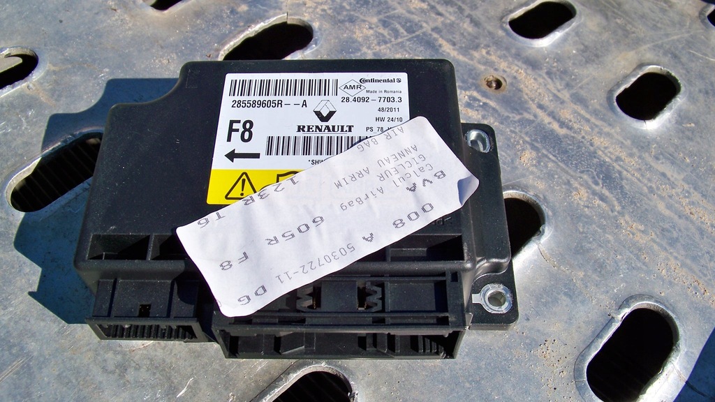 фото №13, Renault scenic iii 3 11r консоль подушки безопасности ремни натяжители