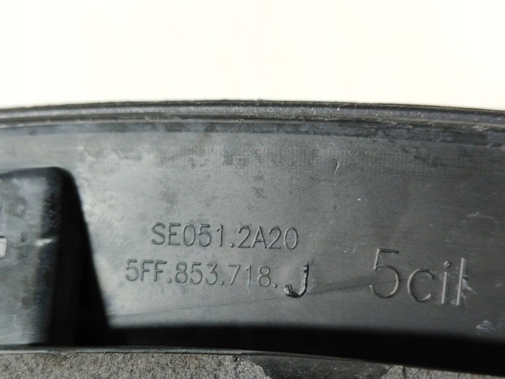 Молдинг крыла правый  перед seat cupra formentor 5ff853718g ! Оригинал