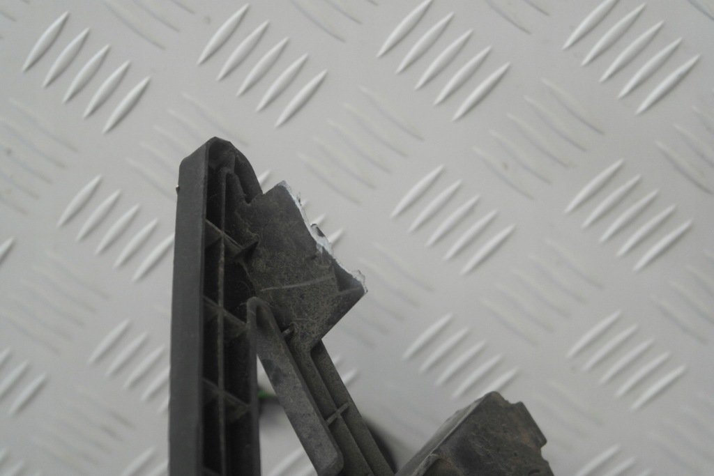 фото №16, Hyundai i30 iii 16-20 крышка багажника задняя багажника лампы бампер направляющие балка pae