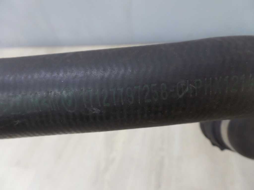 Bmw e81 e87 e60 e90 e91 2.0 d шланг труба води 17127797258 Зі Шроту