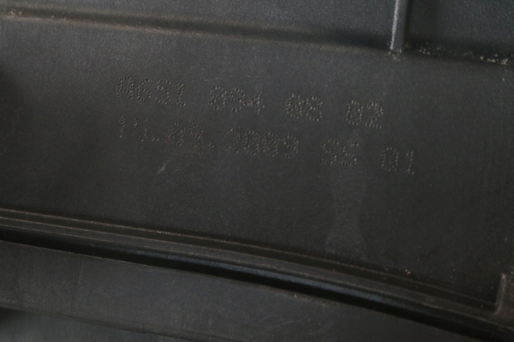 фото №8, Корпус фильтра воздуха mercedes w204