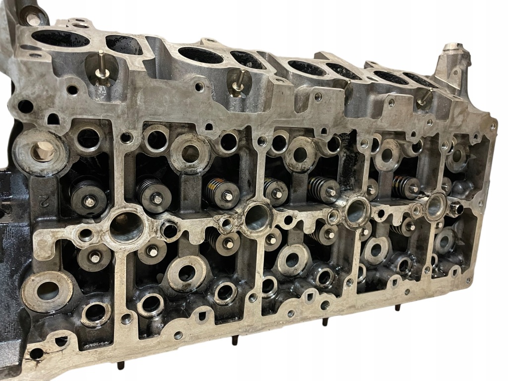 Головка двигателя bmw g30 g31 b47d20b 2.0d Оригинал