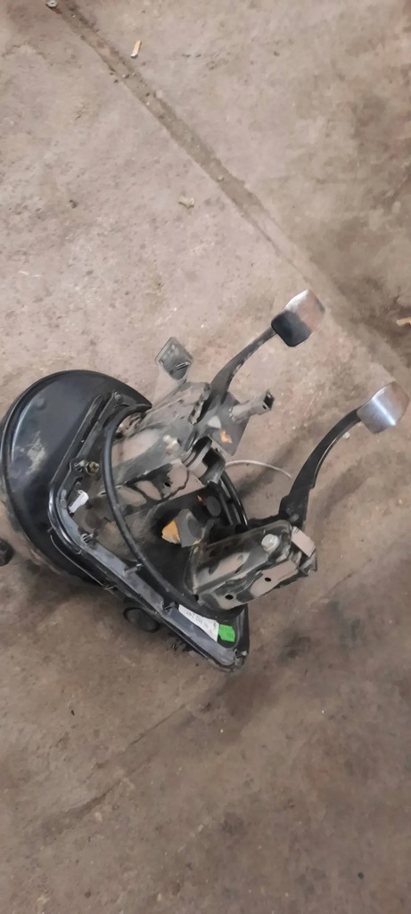 фото №2, Педалі підсилювач гальм 7700302297 renault master