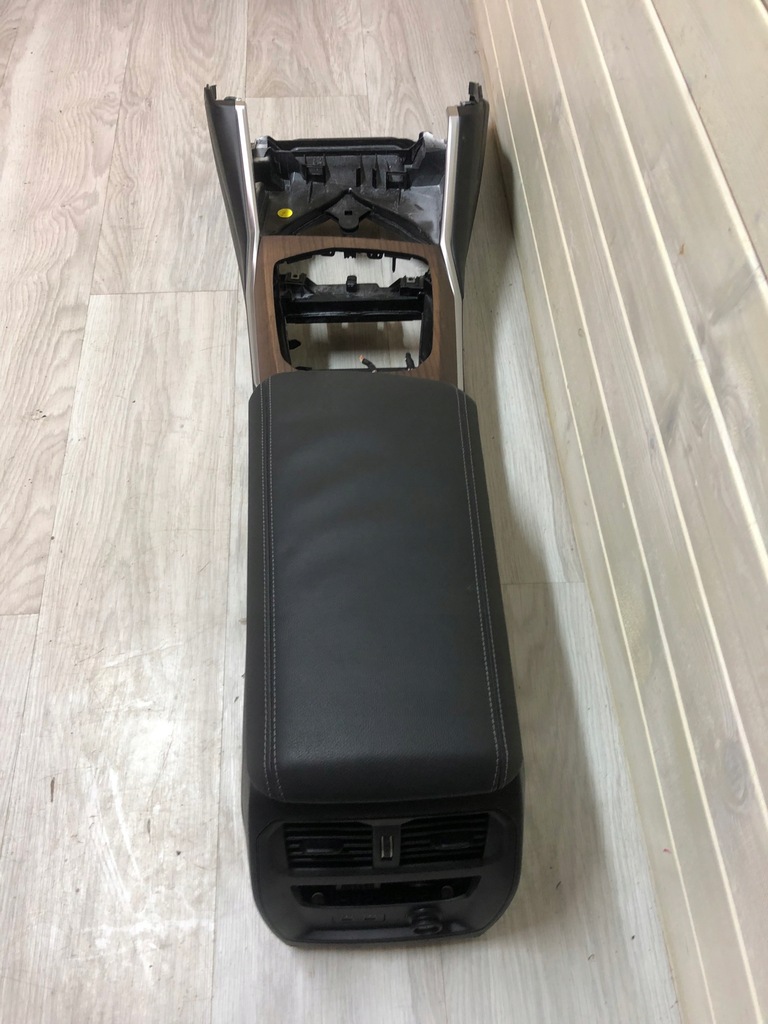 фото №1, Bmw 3 g20 туннель средний