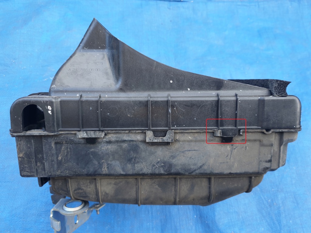 Mercedes e-klasa w213 213 amg 63 корпус кронштейн   кріплення  інтеркулер Київ