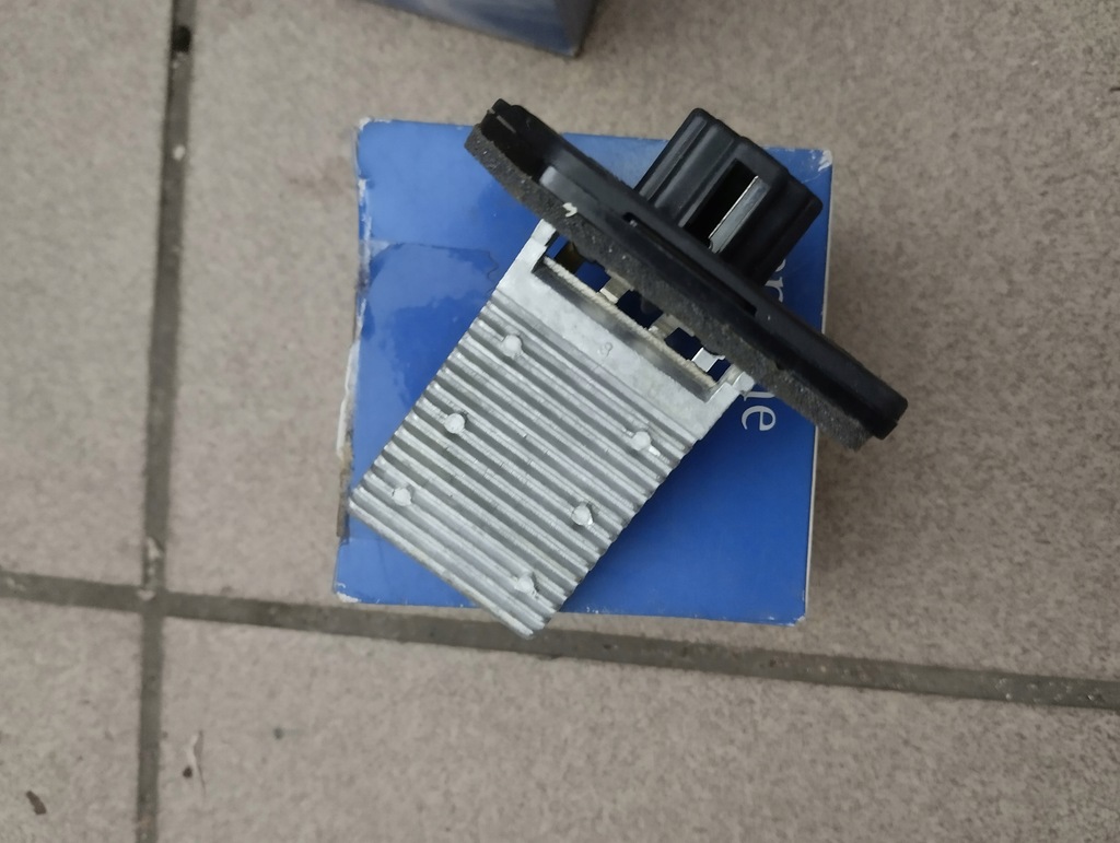 фото №1, Резистор двигателя вентилятор daewoo lanos