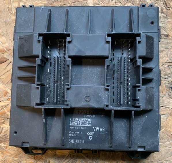 фото №1, Vw t5 модуль комфорту