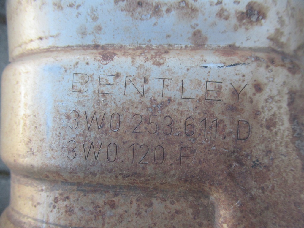 Bentley gtc lift 4.0 v8 вихлоп гасник 93 94 Зі Шроту