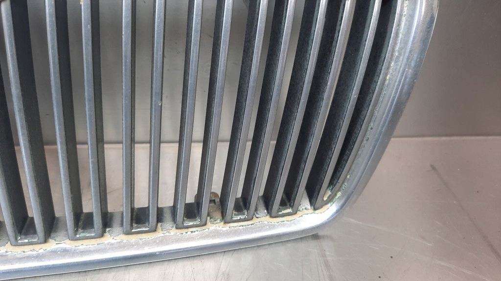 фото №5, Решітка радіатора решітка радіатора 9178087 volvo s80 98-06r