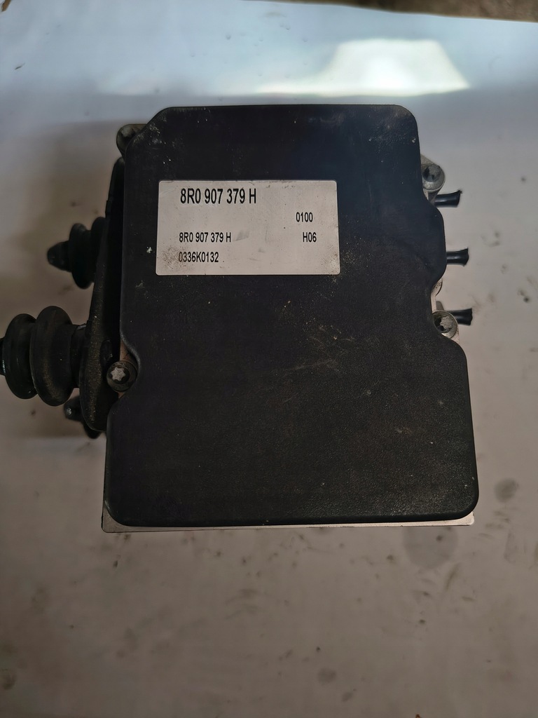 фото №1, Насос abs 8r0907379h