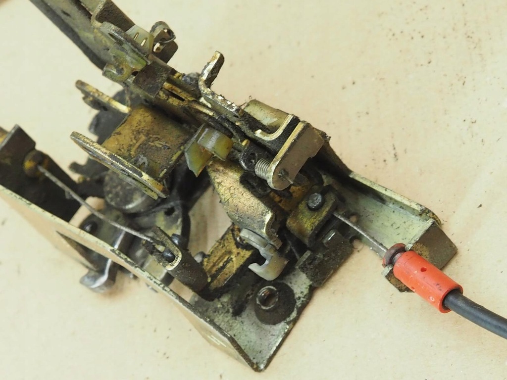 фото №8, Master ii замок дверь правый задняя 352464 верхний