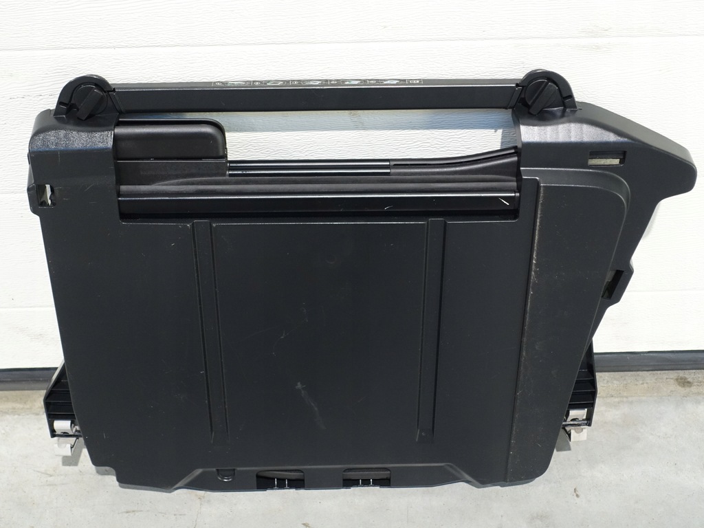 фото №8, Vw beetle 5c3 cabrio windshot windschott ветрозащитный экран полка кронштейн оригинал