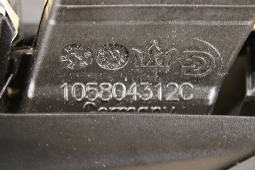 фото №4, Трикутник накладка двері правий перед maserati ghibli 13-