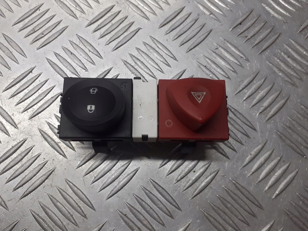 фото №1, Выключатель света аварийных renault megane ii 8200407415