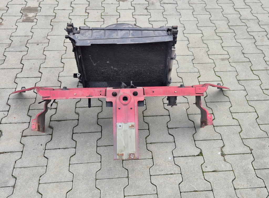 Dacia logan 2 logan 2 mcv капот бампер крила ремінь ліхтарі  радіатор Недорого