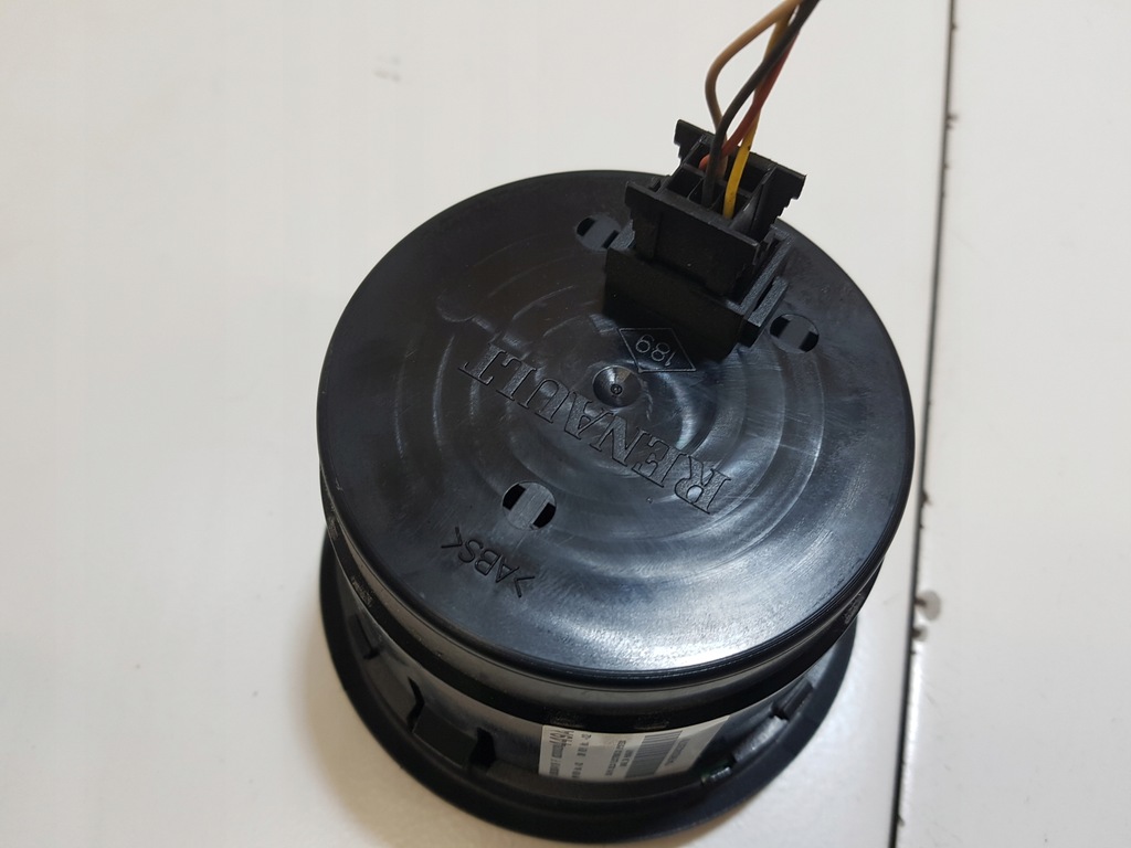 фото №2, Панель управление обдув renault espace 4 8200028449a