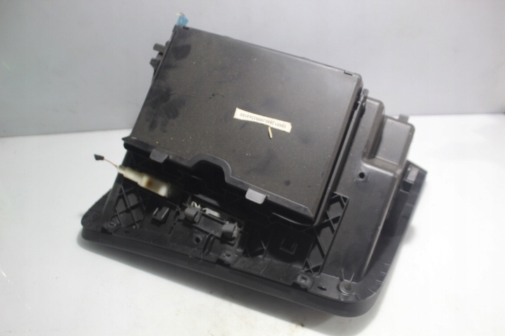 фото №2, Бардачок пассажира alfa romeo mito