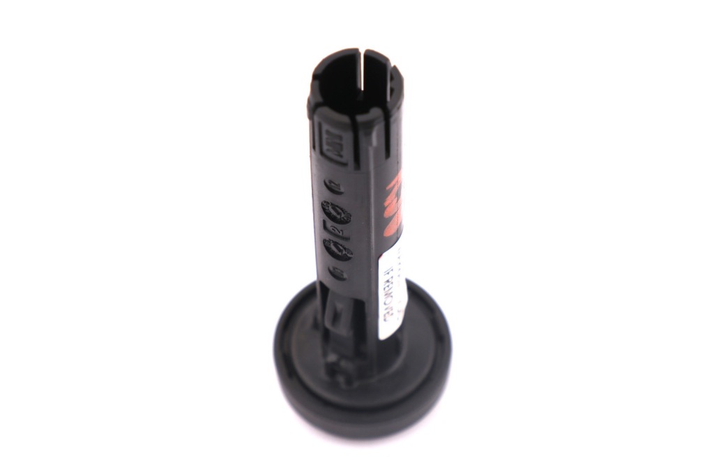 Mini cooper r55 r56 r57 пластик подголовник перед чёрный 2751384 Киев