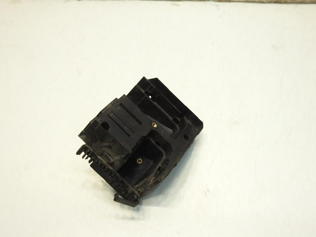 фото №6, Основа коробка запобіжників vw passat b6 2.0 tdi 1k0907361b