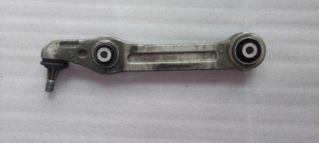 фото №1, Mercedes s klasa w223 4matic подвеска рычаг a2235400