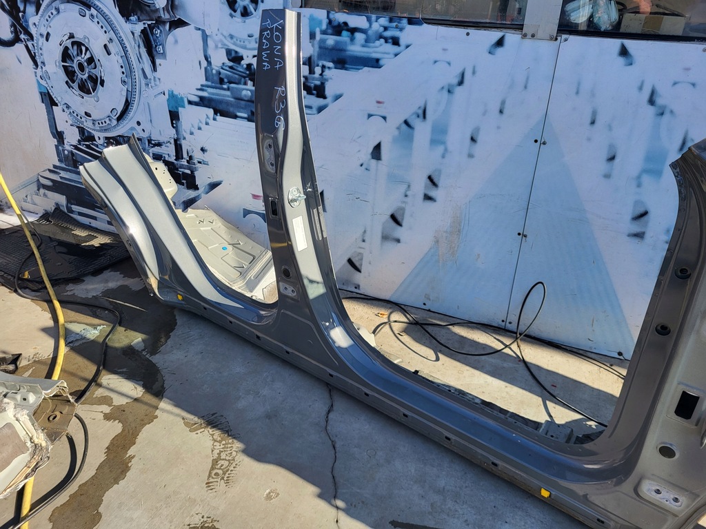 фото №1, Hyundai kona 17-23 порог правый блок двигателя