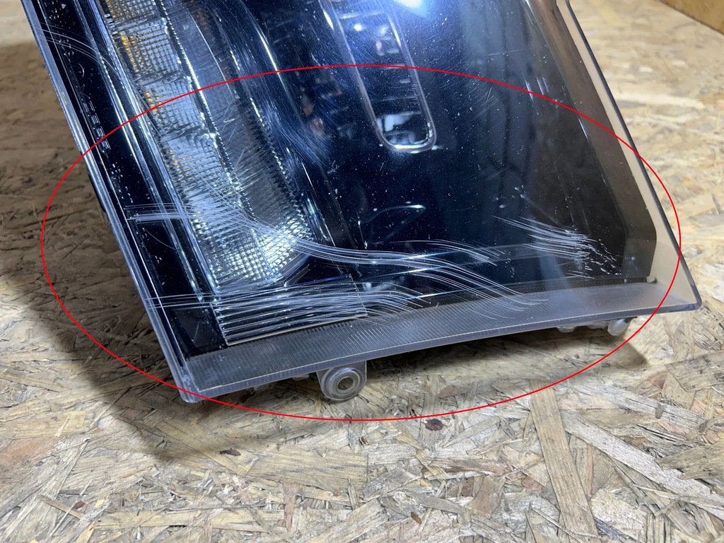 фото №11, Dodge van ram 2017 лампы передние