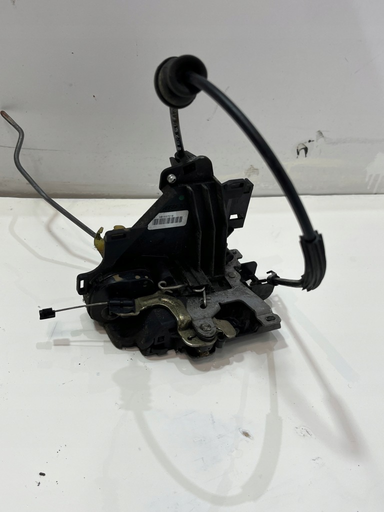 фото №1, Замок двері правий перед vw polo 9n 3b1837016