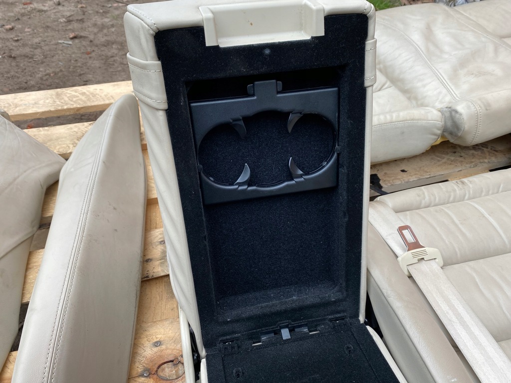 фото №8, Сиденья skoda superb 1 01-08r. бежевые электрический с подогревом заднее сиденье задняя