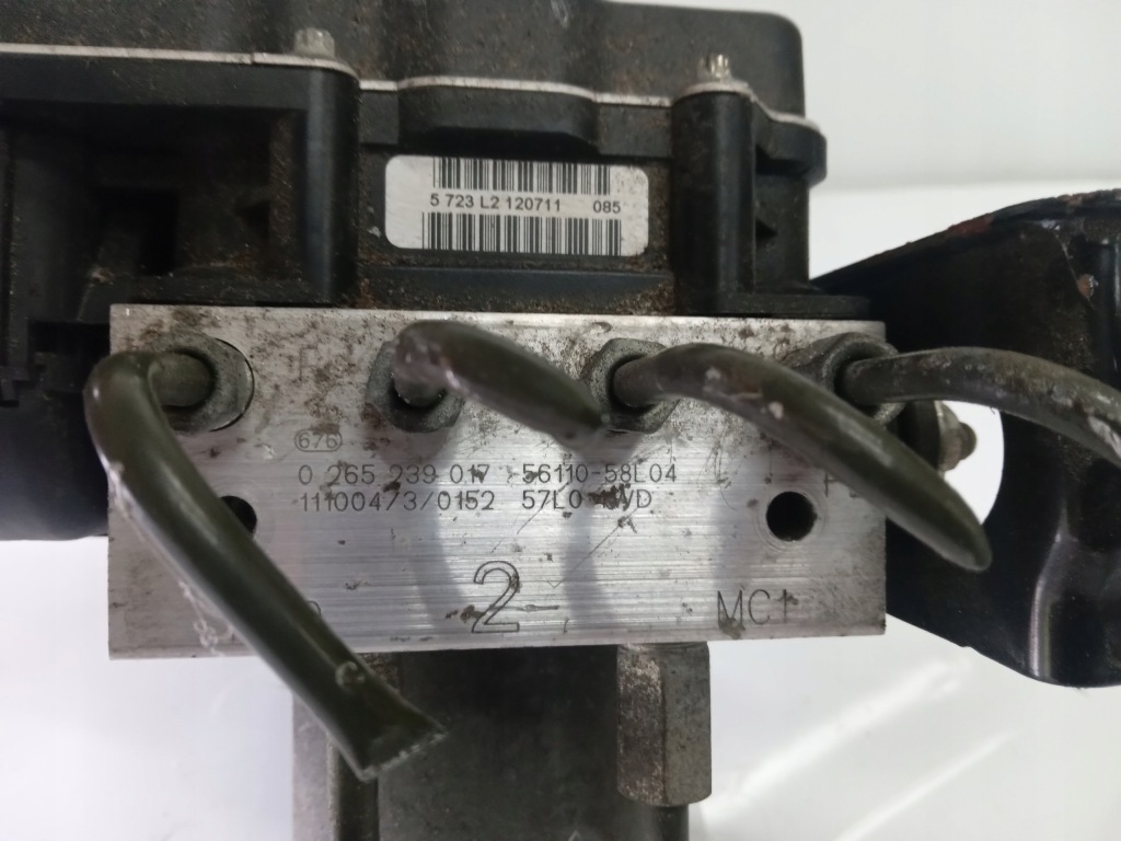 фото №6, Suzuki kizashi 2.4 4x4 насос abs блок керування