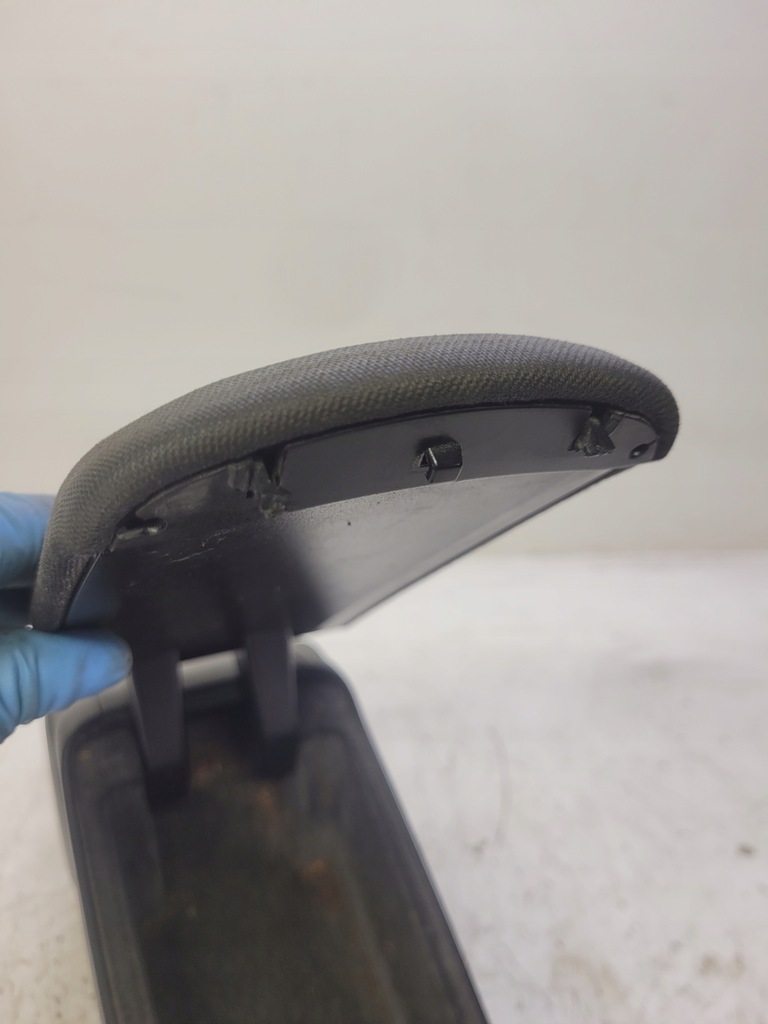 фото №7, Підлокітник перед audi a4 b6 b7 велюр 8e0864207d