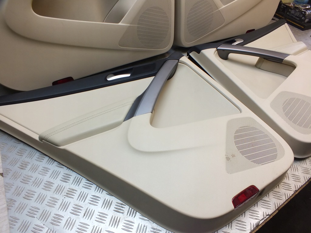 фото №9, Vw tiguan i 5n обшивка обивка дверь комплект