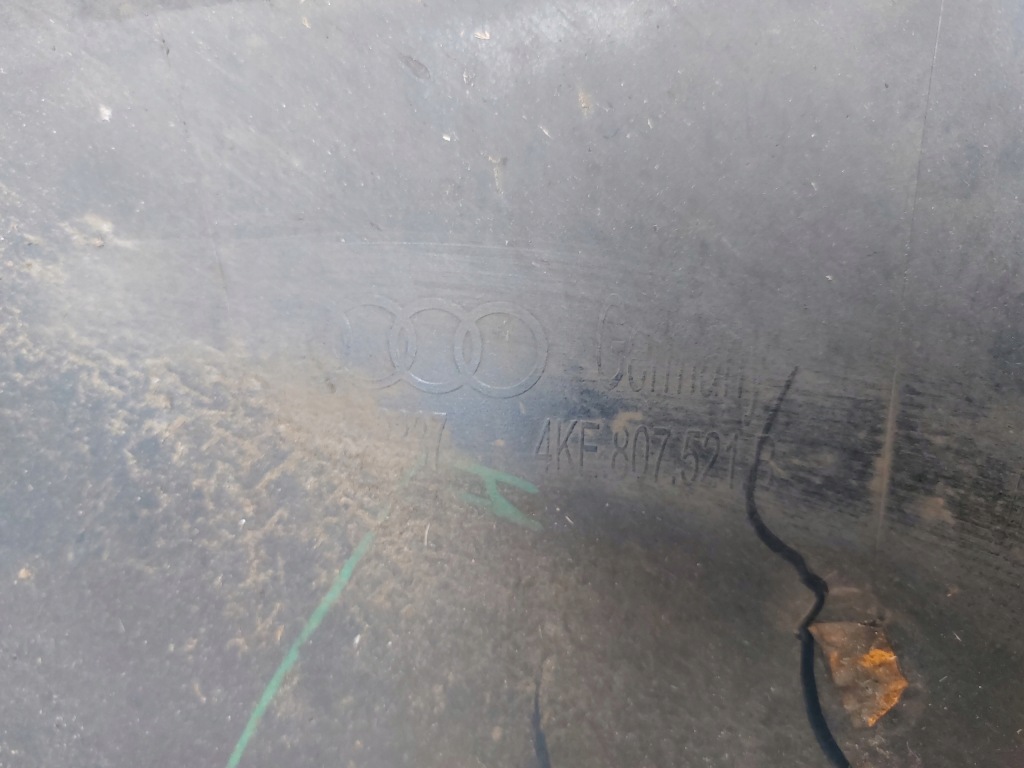 фото №9, Audi e-tron 4ke s-line бампер задня 4ke807521 b оригінал