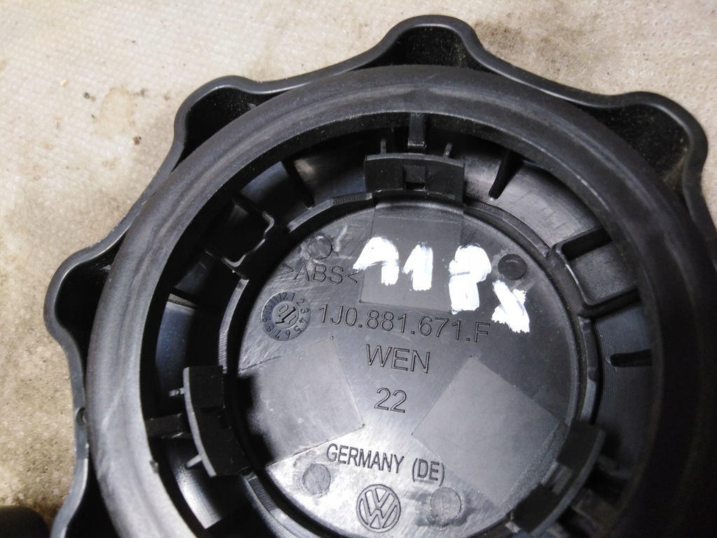 фото №5, Audi a1 8x 3d ручка регулировка сиденье 1j0881671f