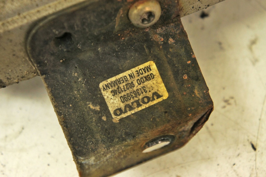 фото №6, Qs257 volvo v90 16- выхлоп webasto 31363990