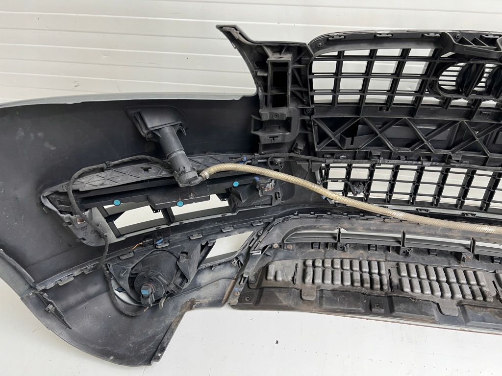 Бампер передній перед решітка радіатора решітка  audi q7 4l рестайлінг  комплектний  омивачі 4 pdc Недорого