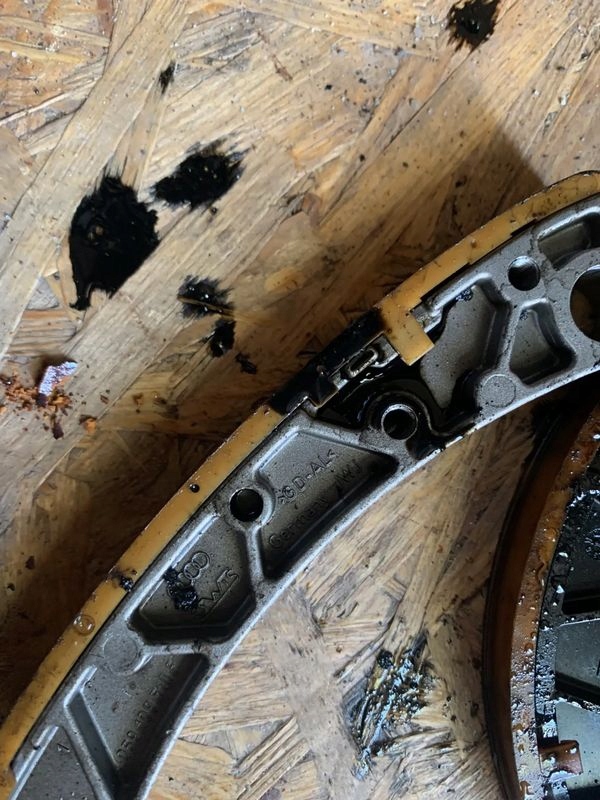 фото №3, Грм audi a6 3.0 tdi напрямна направляюча розподільного валу 059109507k 059109509c