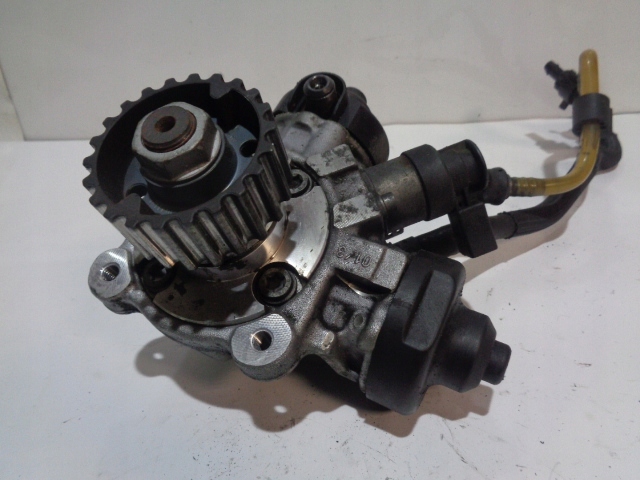 фото №9, Насос упорскування vw phaeton 3,0 tdi 059130755ab 0445010611