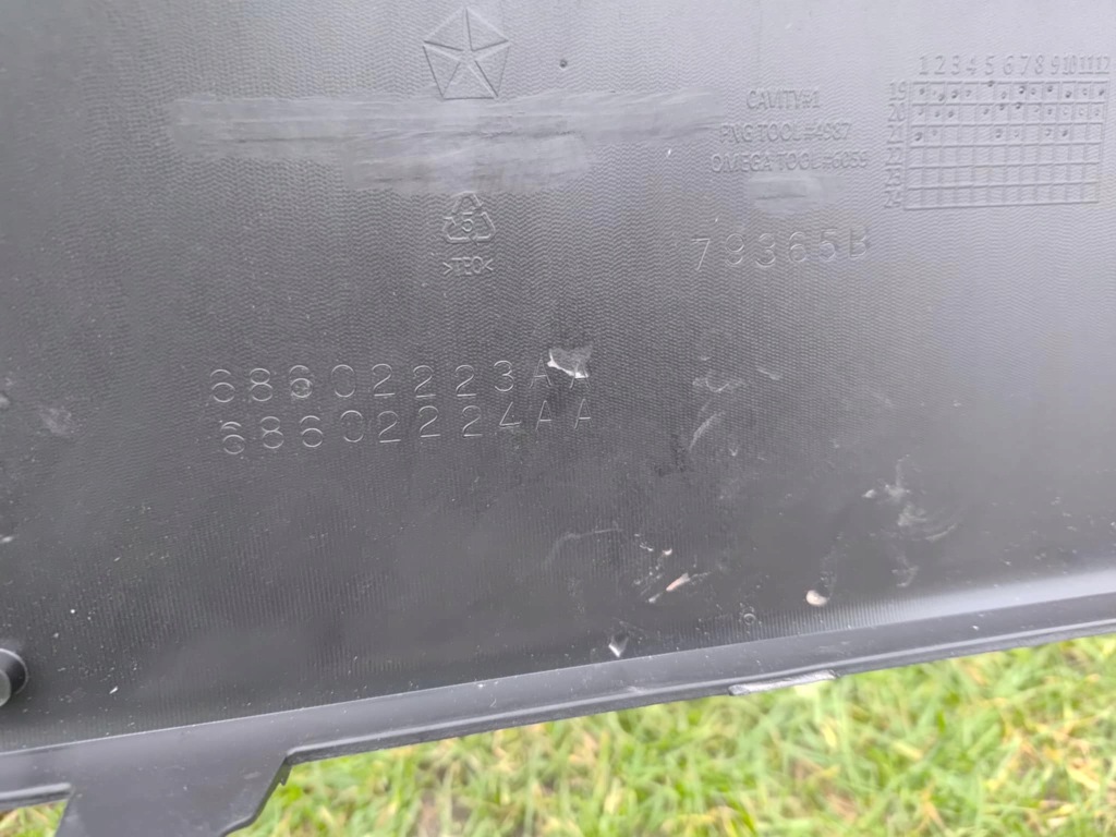 Chrysler pacyfica ii 17- бампер перед передній новий оригінальний номер 7181 Ціна