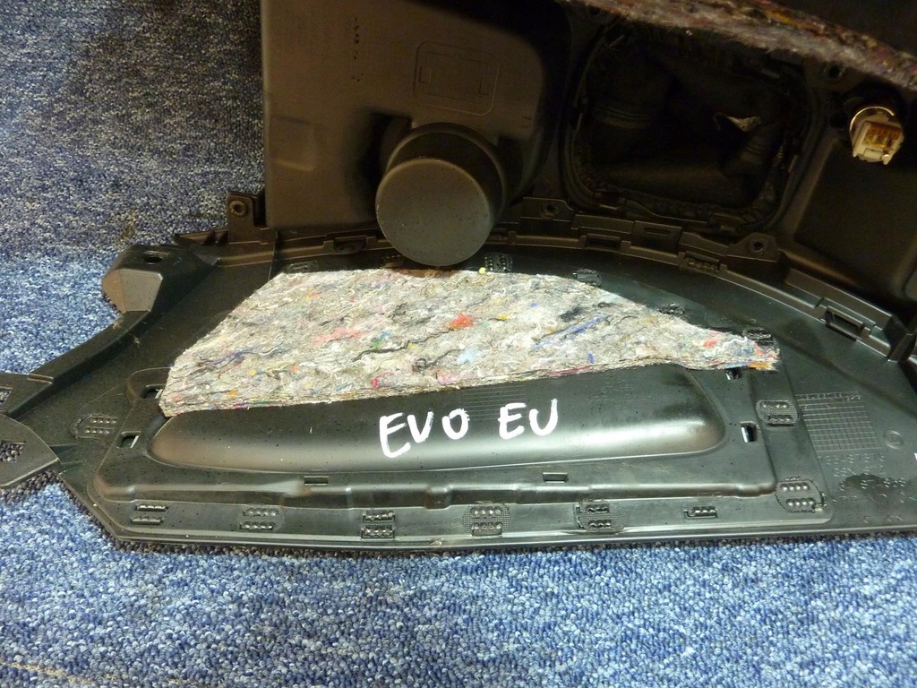 фото №10, Тунель середній накладка fiat punto evo / 2012