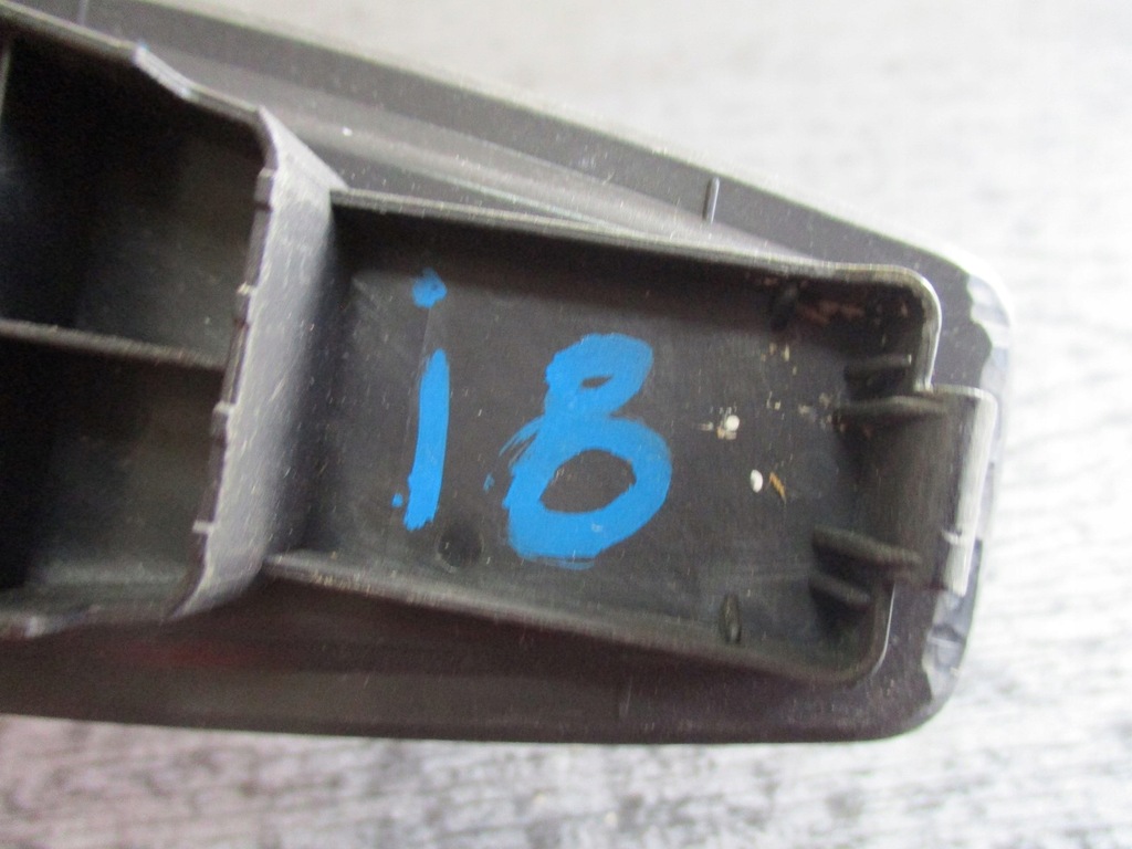 фото №6, Перемикач панель вікон bmw i8 7335798 9241949